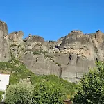 בית הארחה Voulas Traditional House Meteora 1 קאלאבאקה